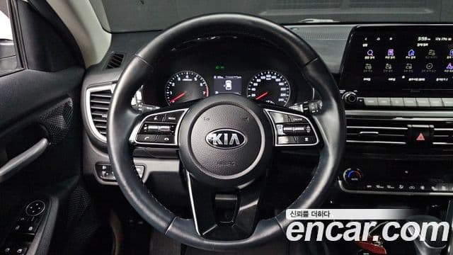 Kia Seltos 2021 — Şəkil 13/20