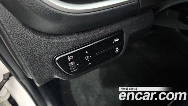 Kia Seltos 2021 — Şəkil 17/20