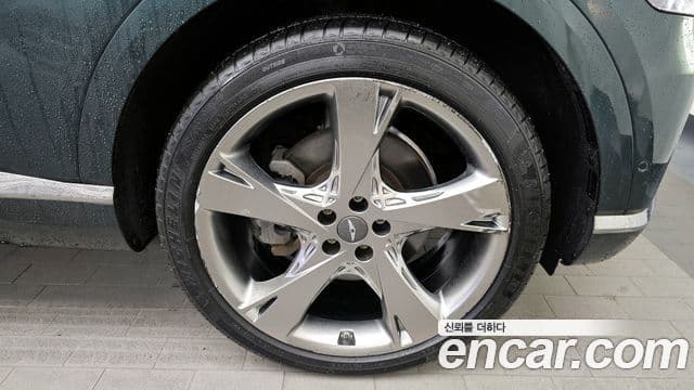 Genesis GV80 2020 — ფოტო 13/20