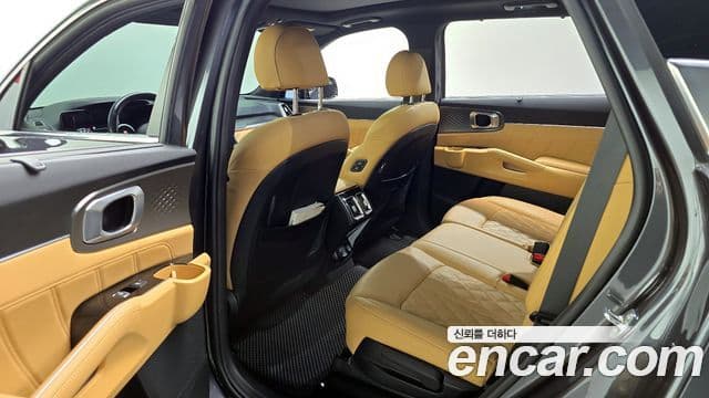 Kia Sorento 2020 — ფოტო 11/20