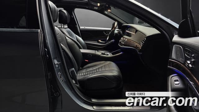 Mercedes-Benz S-Class 2019 — Photo 10/20