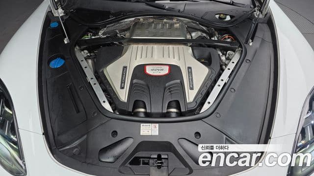 Porsche Panamera 2019 — ფოტო 10/20