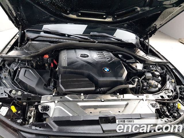BMW 3 Series 2023 — Photo 16/20