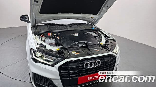 Audi Q7 2022 — Şəkil 6/20