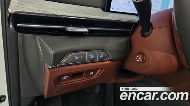 Genesis GV80 2023 — ფოტო 16/20
