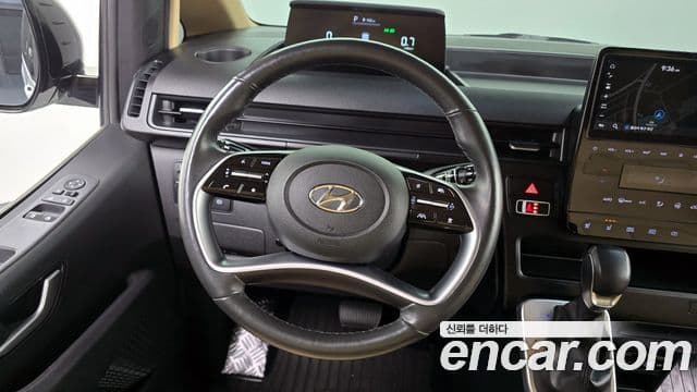 Hyundai Staria 2023 — Фото 14/20