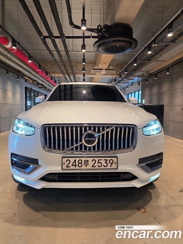 Volvo XC90 2020 — ფოტო 3/20