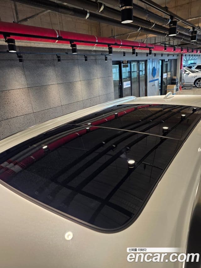 Volvo XC90 2020 — ფოტო 18/20