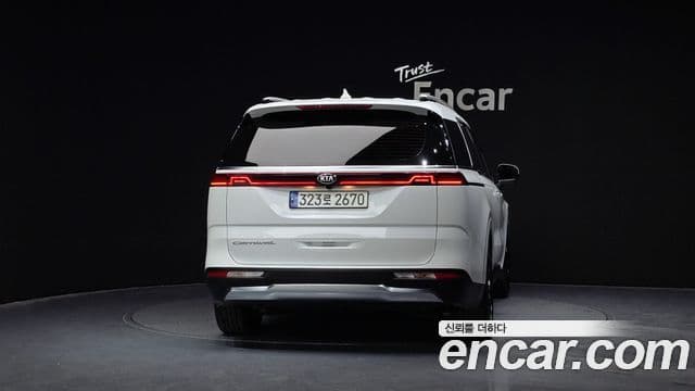 Kia Carnival 2020 — Фото 4/20