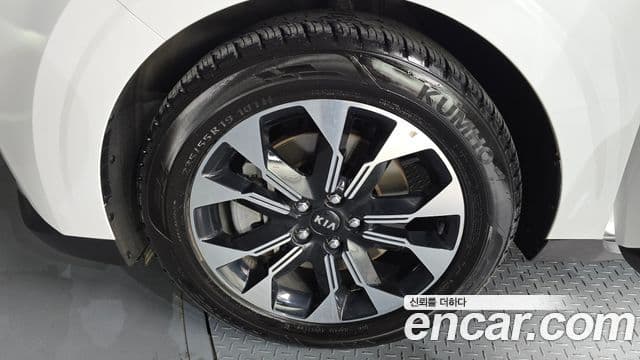 Kia Carnival 2020 — Фото 5/20