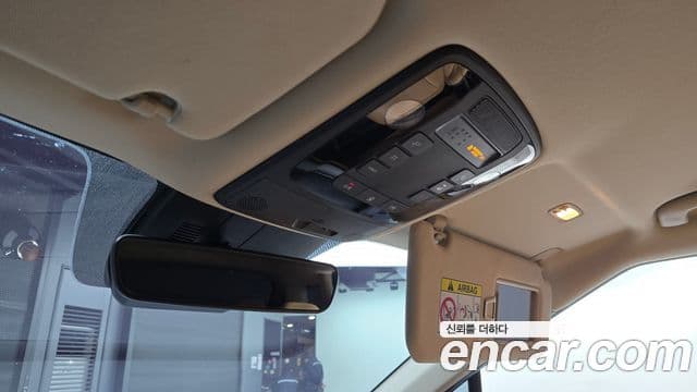 Kia Carnival 2020 — Фото 18/20