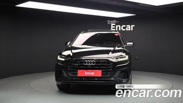 Audi Q8 2021 — ფოტო 16/20