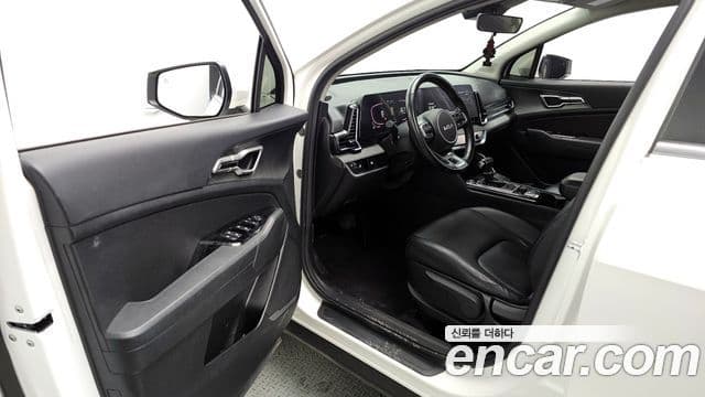 Kia Sportage 2022 — Photo 4/20