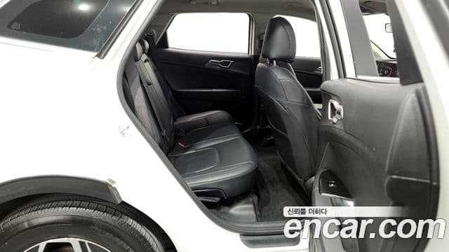 Kia Sportage 2022 — Photo 7/20
