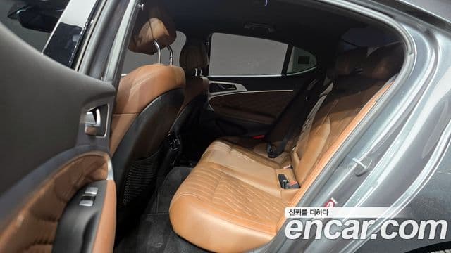 Genesis G70 2019 — Şəkil 13/20