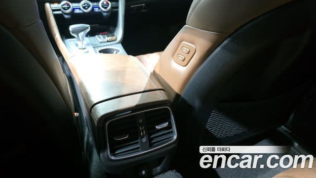 Genesis G70 2019 — Şəkil 17/20
