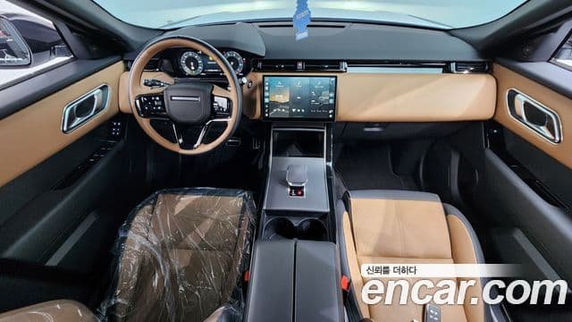 Land Rover Range Rover Velar 2025 — ფოტო 7/20