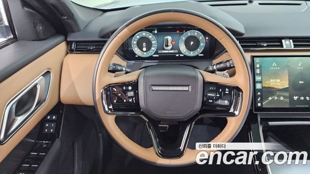 Land Rover Range Rover Velar 2025 — ფოტო 13/20