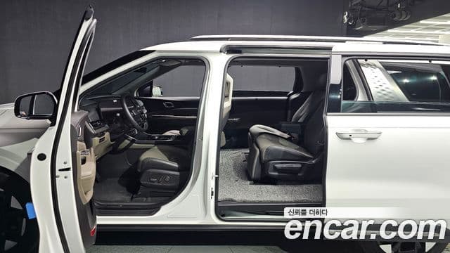Kia Carnival 2025 — Şəkil 1/20