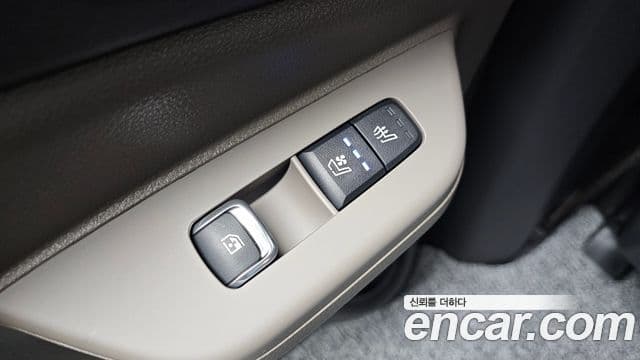 Kia Carnival 2025 — Şəkil 12/20