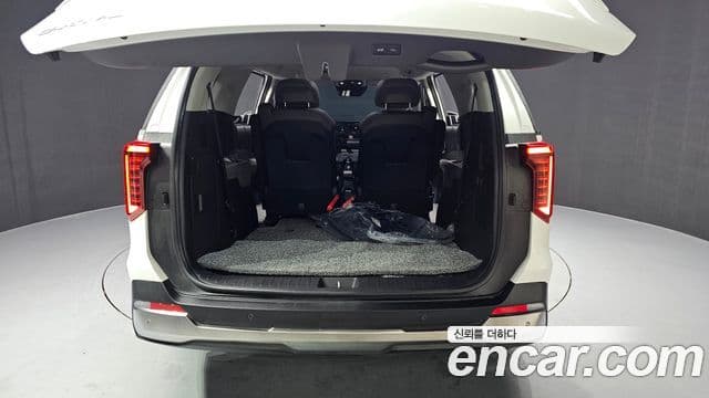 Kia Carnival 2025 — Şəkil 9/20