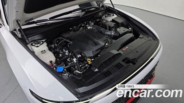 Hyundai Grandeur 2023 — ფოტო 6/20