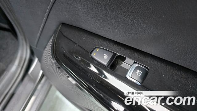 Kia K5 2021 — ფოტო 19/20