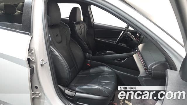 Hyundai Avante 2022 — ფოტო 10/20