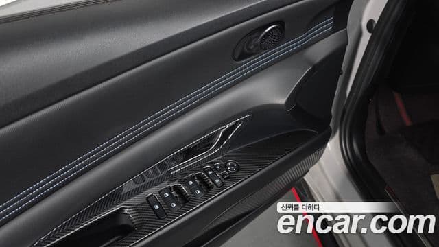Hyundai Avante 2022 — ფოტო 18/20