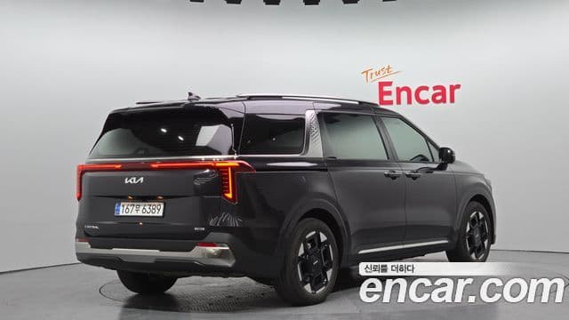 Kia Carnival 2024 — ფოტო 2/20