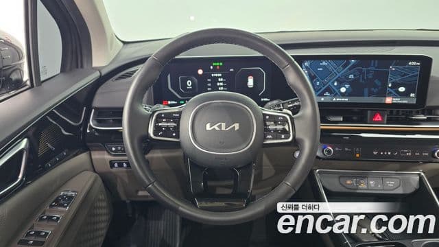 Kia Carnival 2024 — ფოტო 13/20