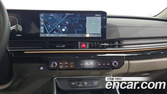 Kia Carnival 2024 — ფოტო 14/20