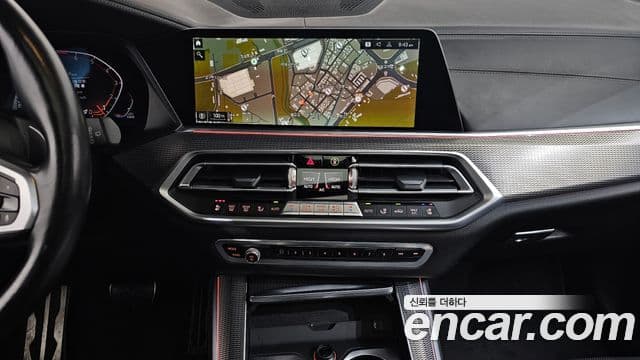 BMW X5 2021 — Photo 20/20