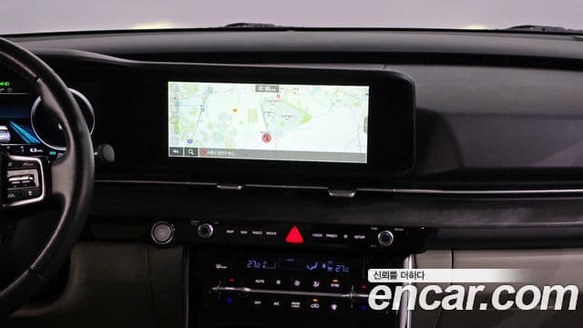 Kia Carnival 2022 — ფოტო 14/20