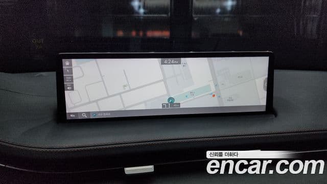Genesis GV70 2021 — ფოტო 14/20