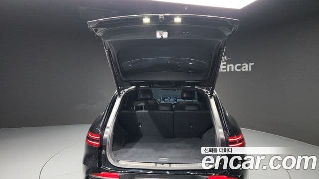 Genesis GV70 2021 — ფოტო 20/20