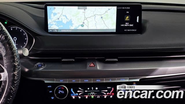 Genesis Electrified G80 2023 — ფოტო 14/20