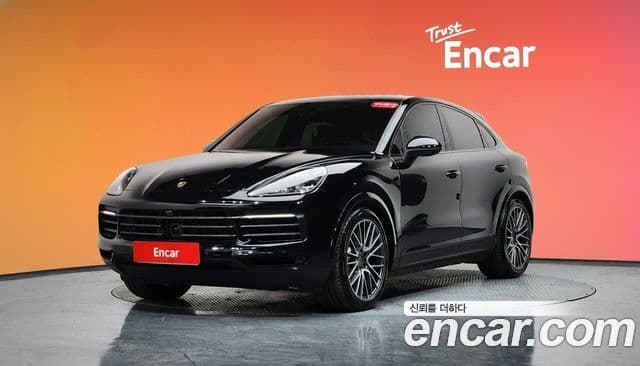 Porsche Cayenne 2022 — Фото 1/20