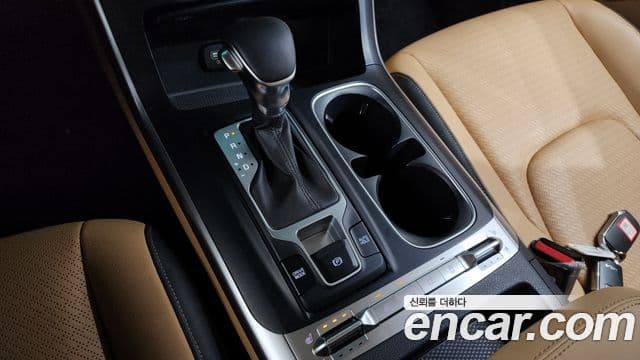 Kia Carnival 2022 — ფოტო 9/20
