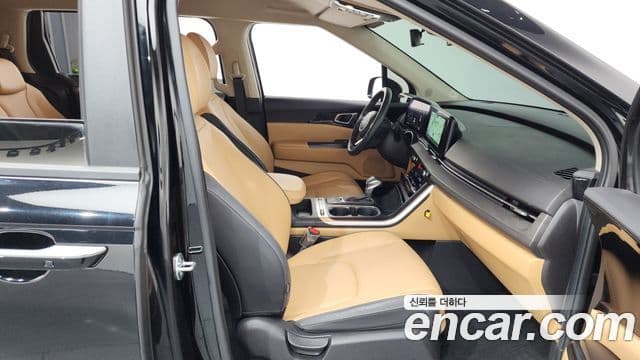 Kia Carnival 2022 — ფოტო 11/20