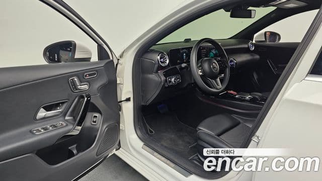 Mercedes-Benz A-Class 2020 — Şəkil 10/20