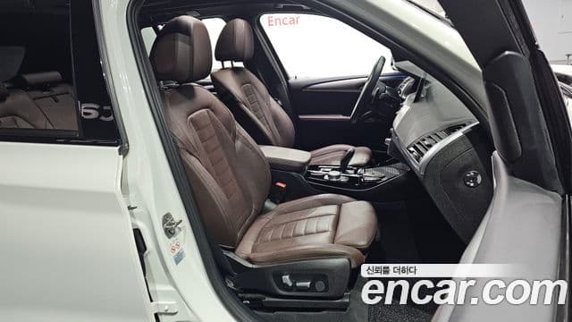 BMW X3 2021 — Şəkil 9/20