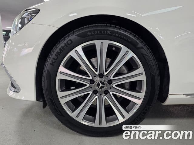 Mercedes-Benz E-Class 2020 — Şəkil 13/17