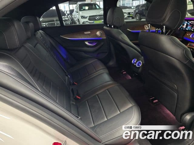 Mercedes-Benz E-Class 2020 — Şəkil 7/17