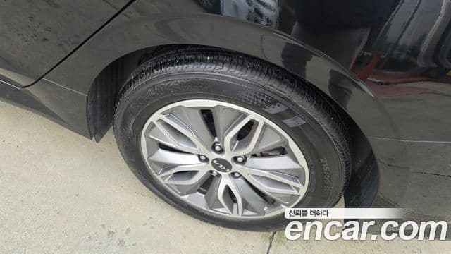 Kia K5 2023 — Şəkil 4/20