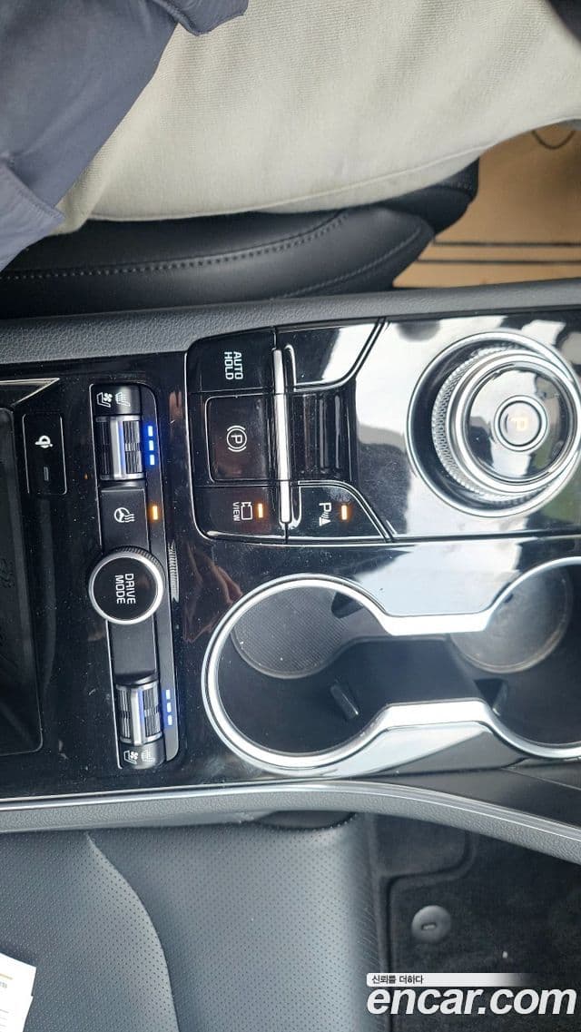 Kia K5 2023 — Şəkil 17/20