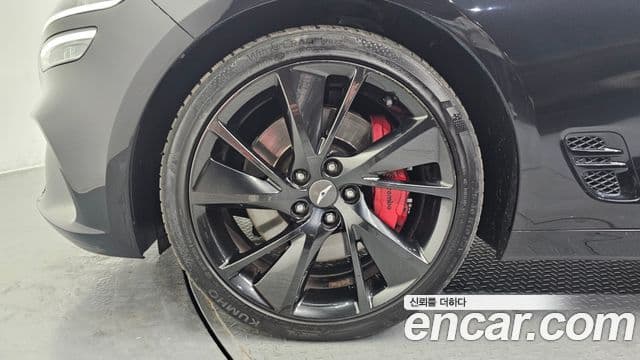 Genesis G70 2020 — ფოტო 4/20