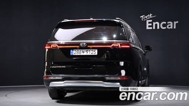 Kia Carnival 2020 — Фото 4/20