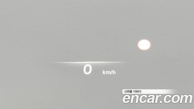 Genesis GV70 2023 — ფოტო 17/20