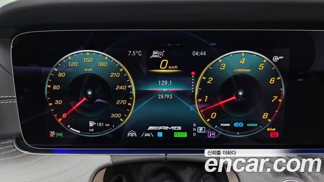 Mercedes-Benz AMG GT 2023 — Şəkil 7/20
